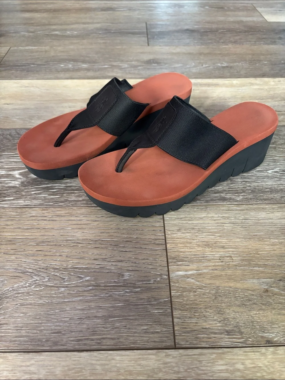 Fly London Black Yomu Wedge Flip Flop